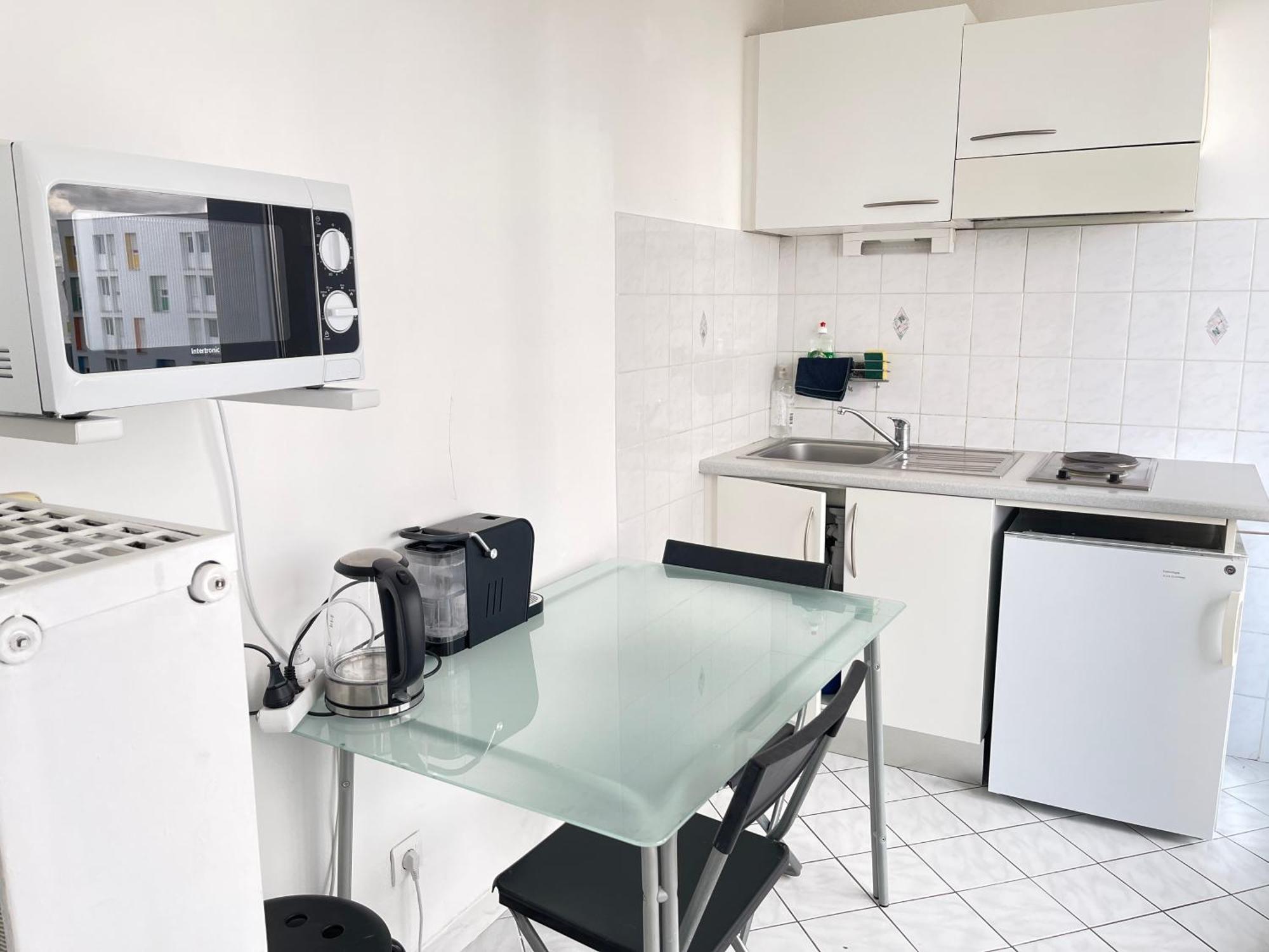 Cool Studio Saint Louis Vicino Stazione/Aereoporto Apartment Exterior foto
