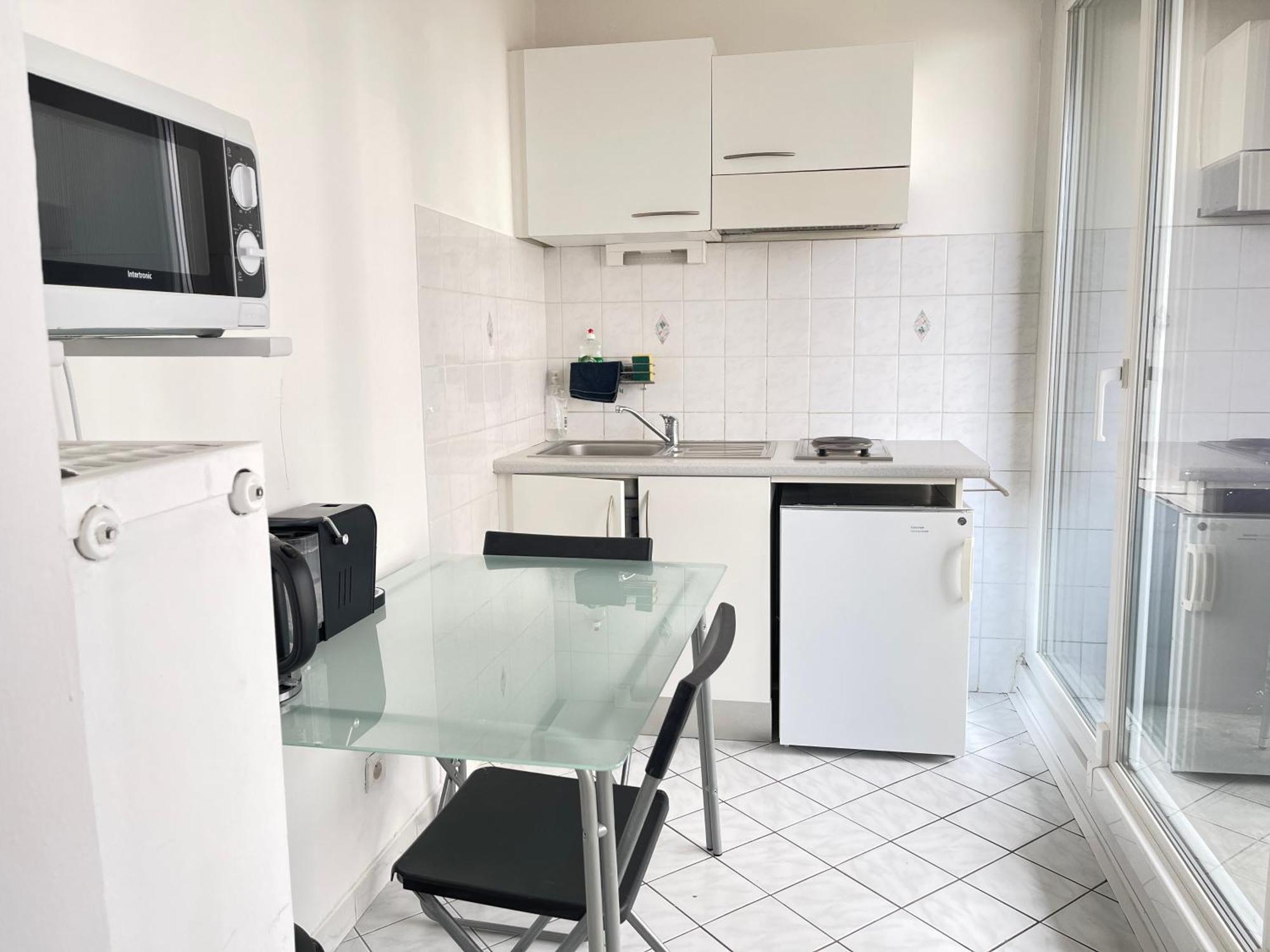 Cool Studio Saint Louis Vicino Stazione/Aereoporto Apartment Exterior foto