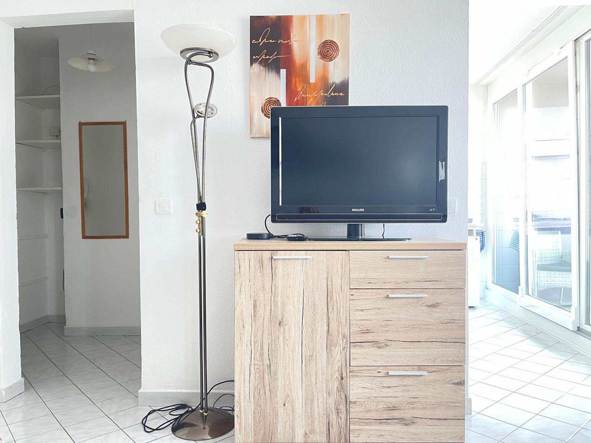 Cool Studio Saint Louis Vicino Stazione/Aereoporto Apartment Exterior foto
