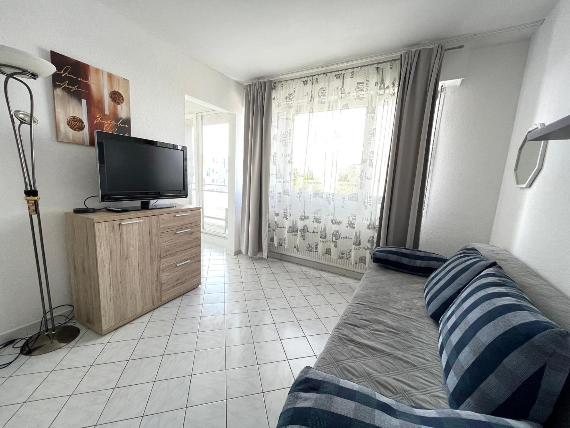 Cool Studio Saint Louis Vicino Stazione/Aereoporto Apartment Exterior foto